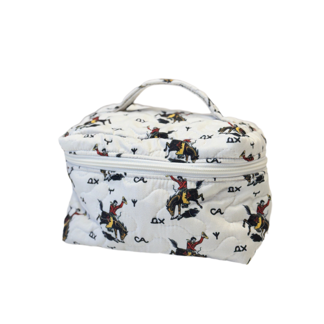 Lazy J Linen Quilted Travel Case
