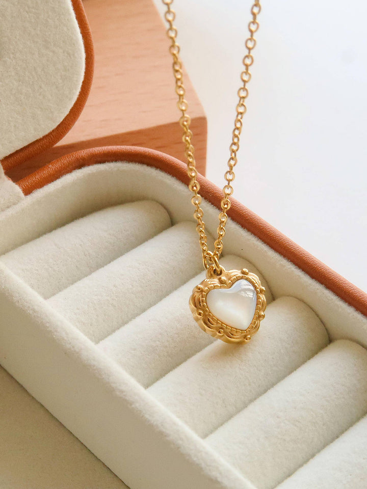 Josie Heart Pendant Necklace