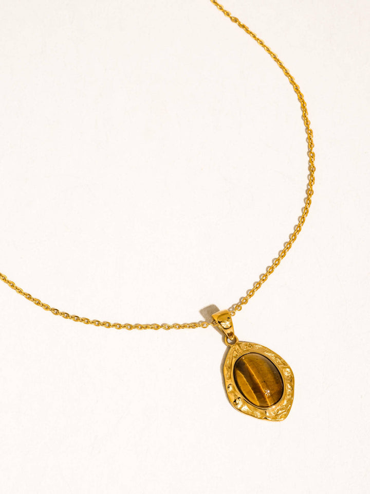 Elouise Oval Stone Pendant Necklace