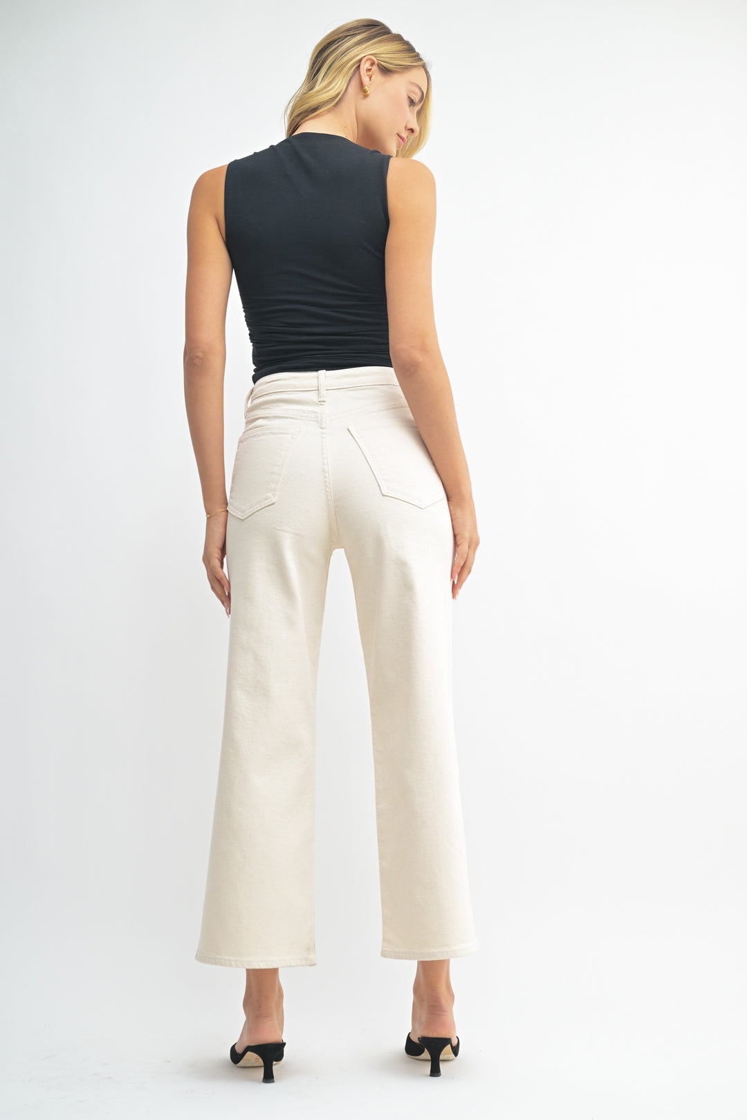 Cargo Pocket Wide Leg Jeans