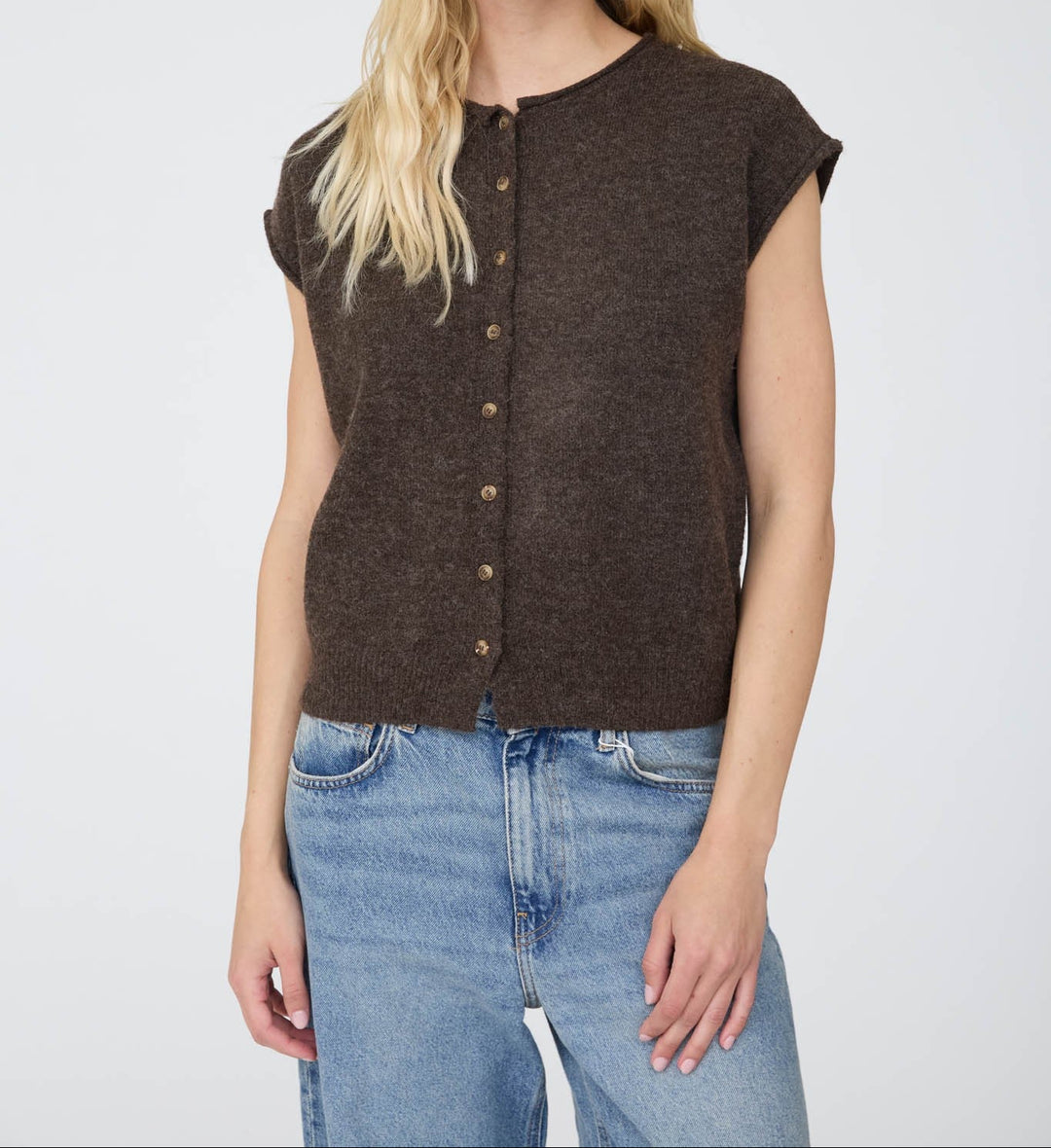 Leni Sleeveless Cardigan