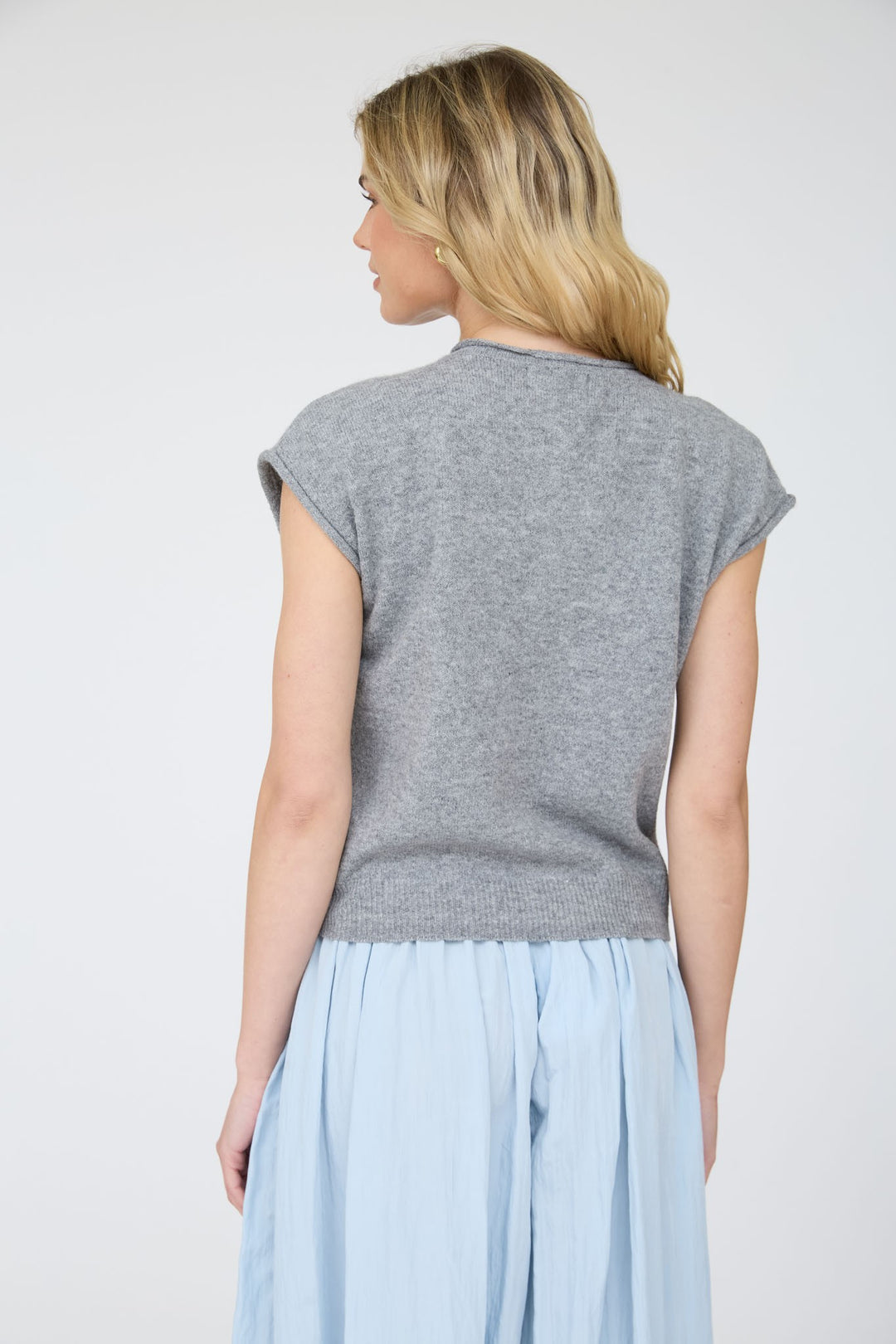 Leni Sleeveless Cardigan