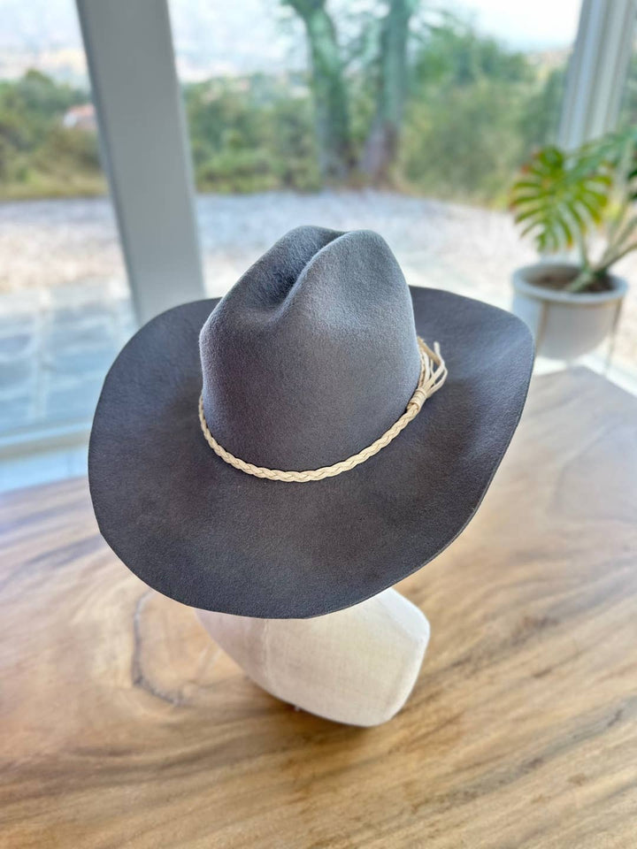 Cattleman Cowboy Hat With Braid Suede Belt