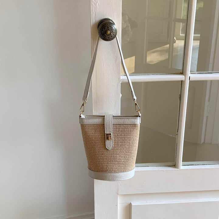 Flat Straw Crossbody Bag