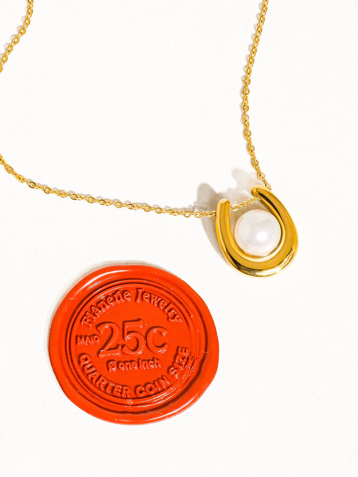 Barn Horseshoe Pearl Necklace