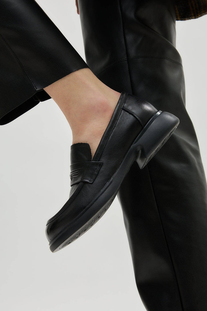Filia Loafers