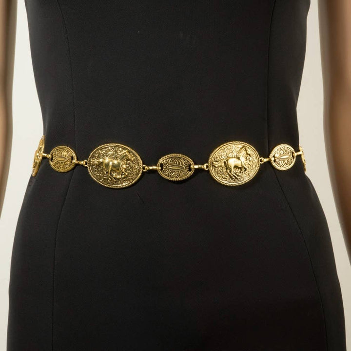 Horse & Rider Oval Medallion Chain Belt