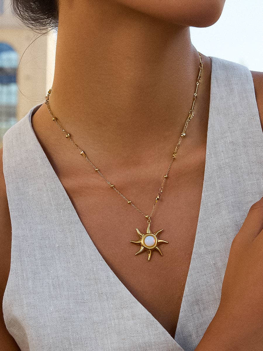 Astoria Sun Pendant Chain Necklace