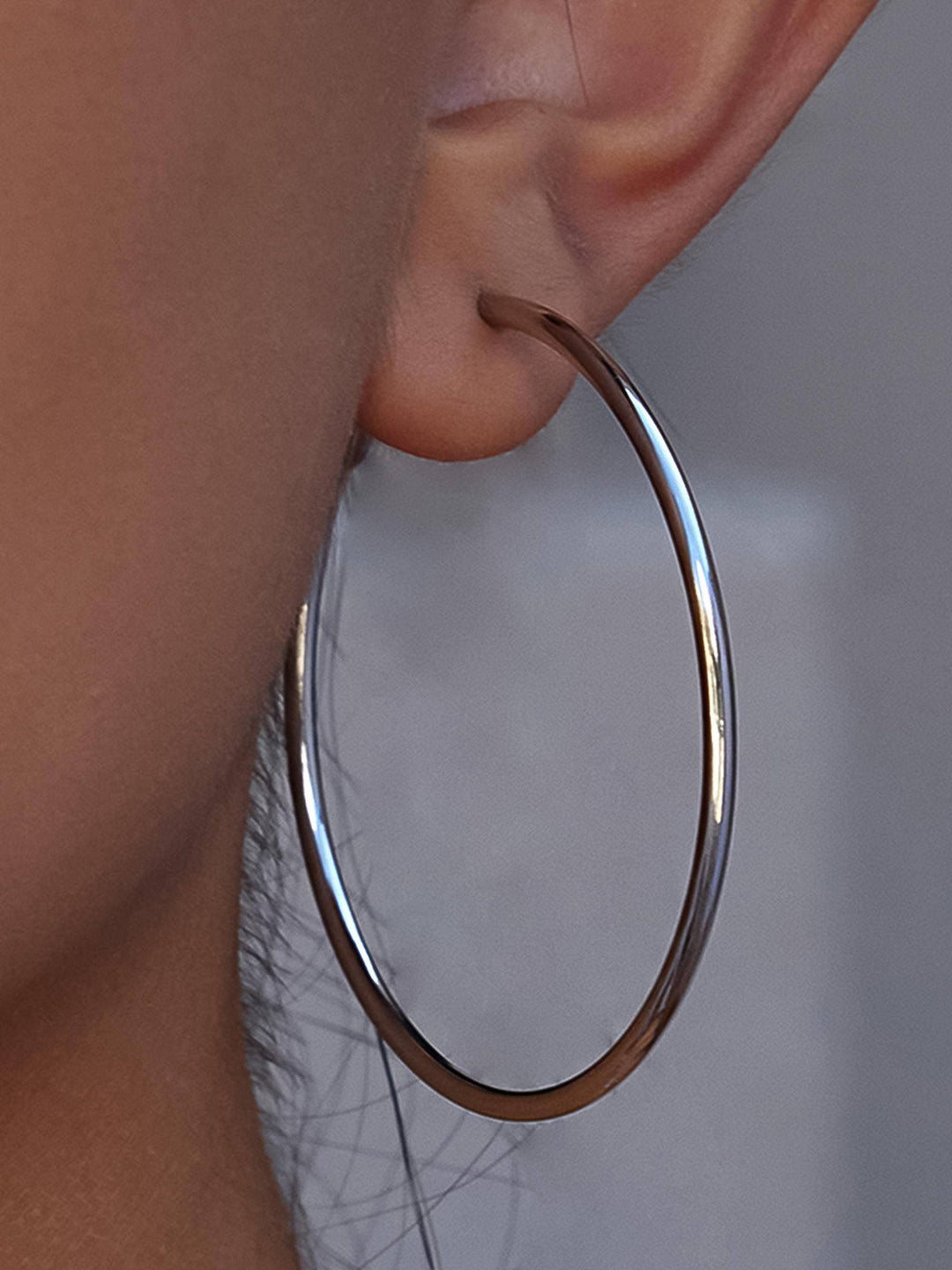 Eska Classic Thin Hoop Earring