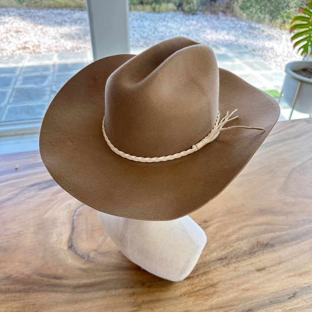 Cattleman Cowboy Hat With Braid Suede Belt