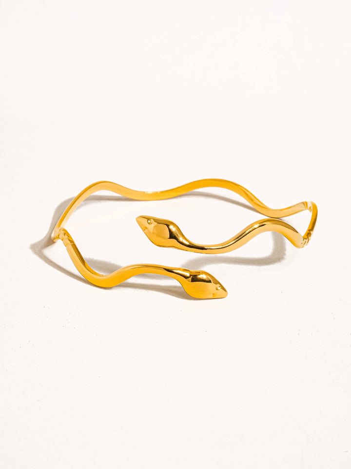 Zofia Wavy Serpent Bracelet
