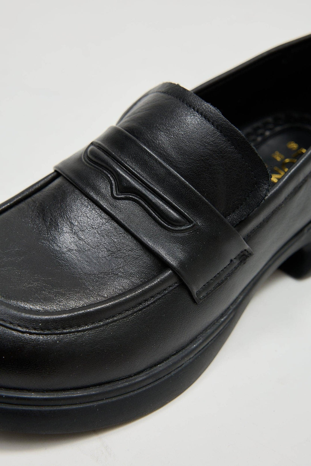 Filia Loafers